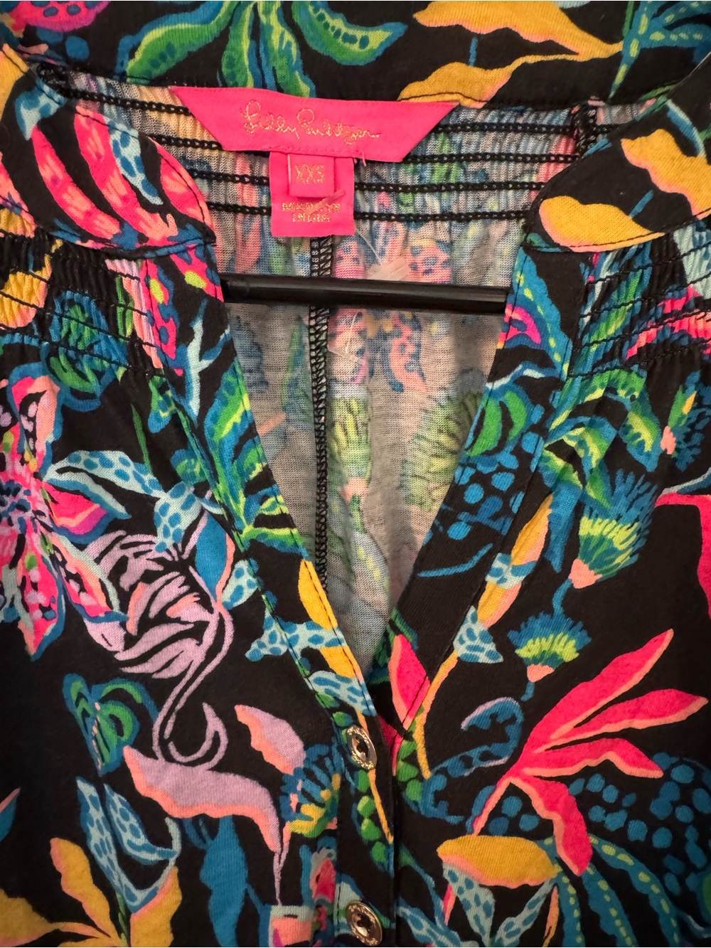 Lilly Pulitzer Black Tropical Floral Jersey Shift Dress Ruffle Cuffs (SZ XXS) - Picture 3 of 16